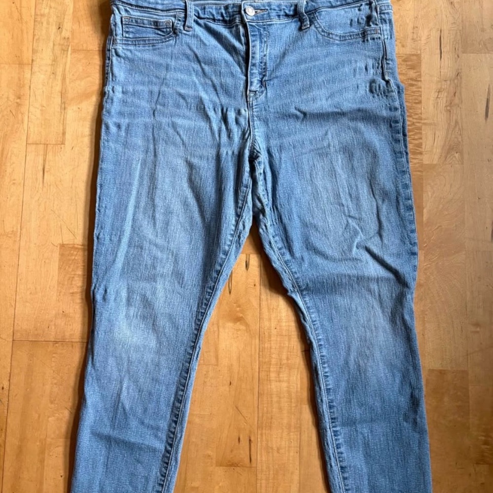 GAP Light Blue Skinny Jeans
